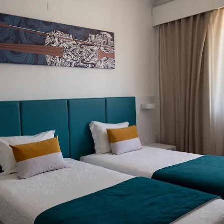 Santa Cecília Hotel Fátima