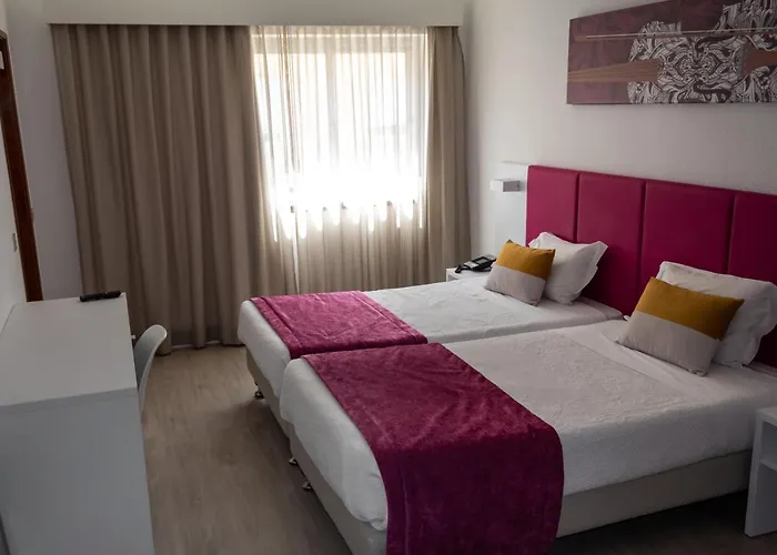 Santa Cecília Hotel Fátima